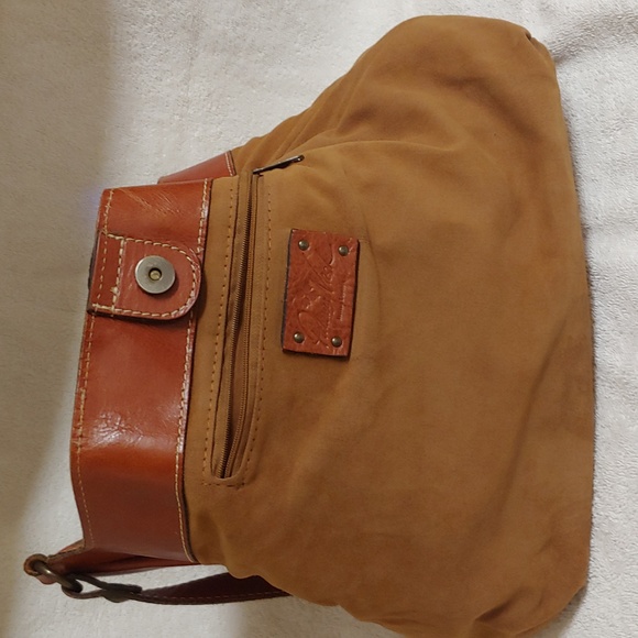 Patricia Nash. Large, Italian leather shoulder bag - Picture 16 of 16